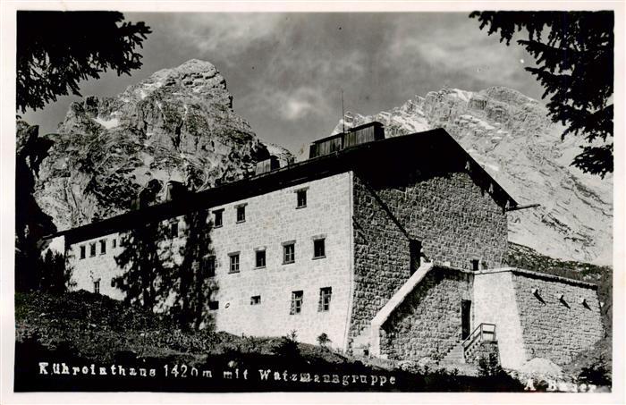 BERCHTESGADEN Bayern Kuehrointhaus mit Watzmann