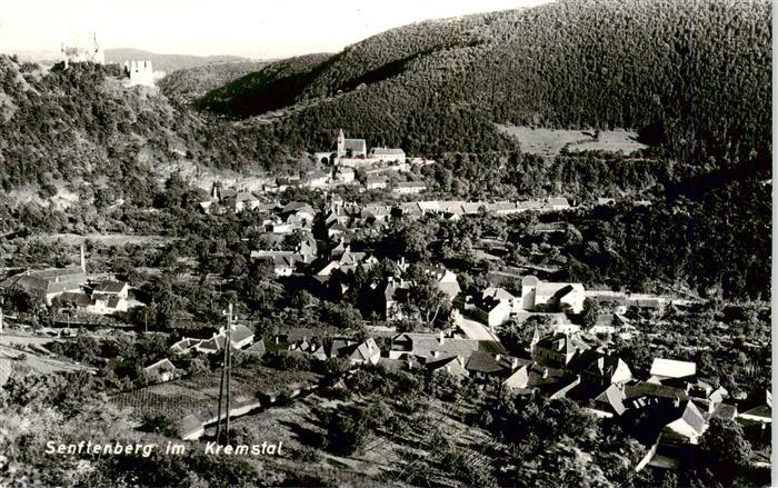 Senftenberg Kremstal Niederoesterreich AT Panorama