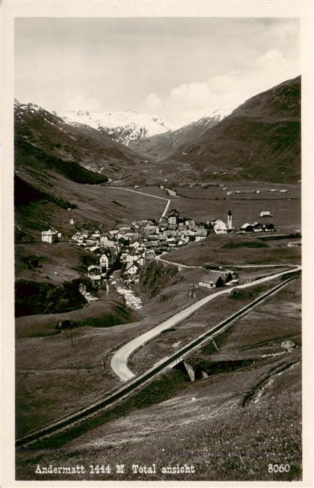 Andermatt UR Totalansicht Alpen