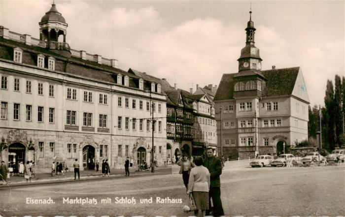 EISENACH Thueringen Marktplatz mit Schloss und Rathaus