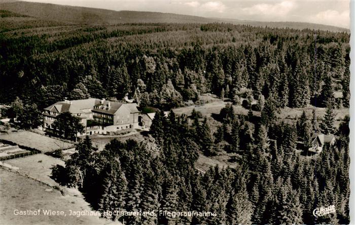 Fleckenberg Schmallenberg Fliegeraufnahme mit Gasthof Wiese Jagdhaus Hochsauerla
