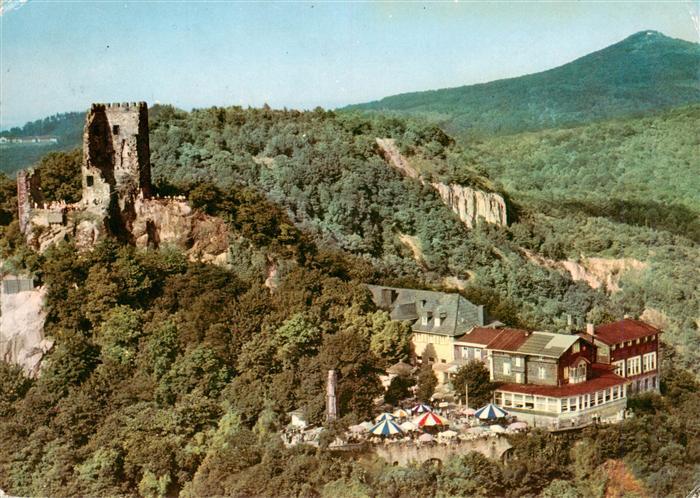 Drachenfels Ruine Koenigswinter Ruine Drachenfels mit Hotel Restaurant auf dem D
