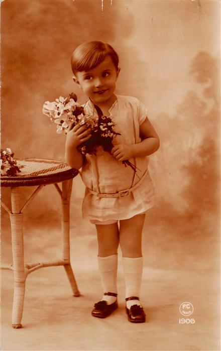 Foto PC Paris Nr. 1906 Kind