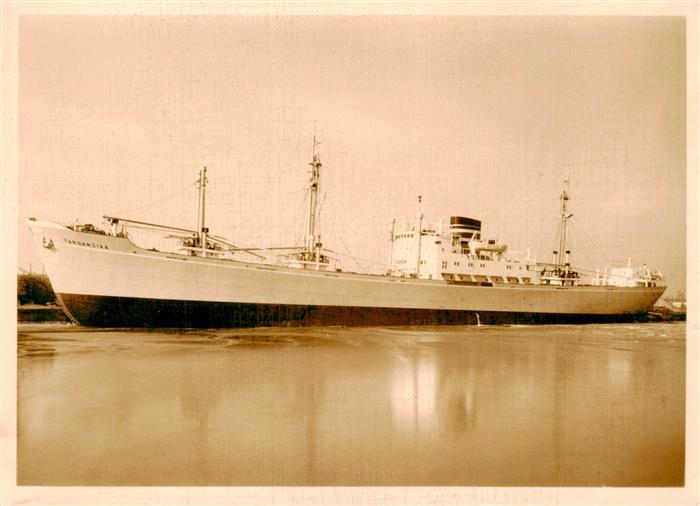 Marine  Warships Deutschland 4854 BRT
