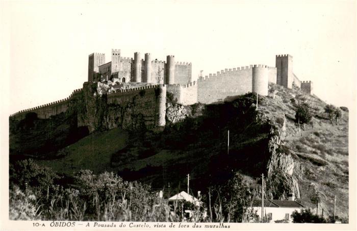 Obidos PT A Pousada do Castelo vista de fora das muralhas