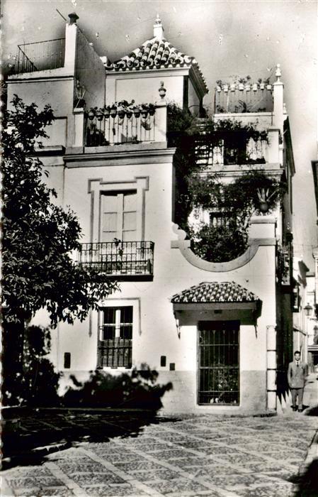 Sevilla Andalucia ES Plaza de Dona Elvira
