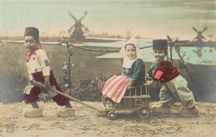 Kinder Child Enfants Jungs Maedchen Tracht