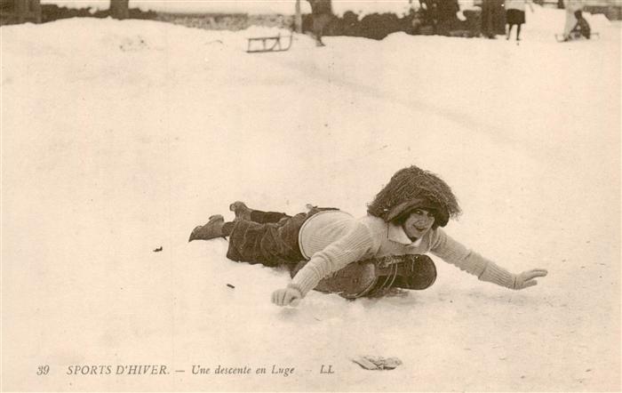 Schlitten Bobsleigh Traineaux-- Nr. 39 Sports D HIVER Frau
