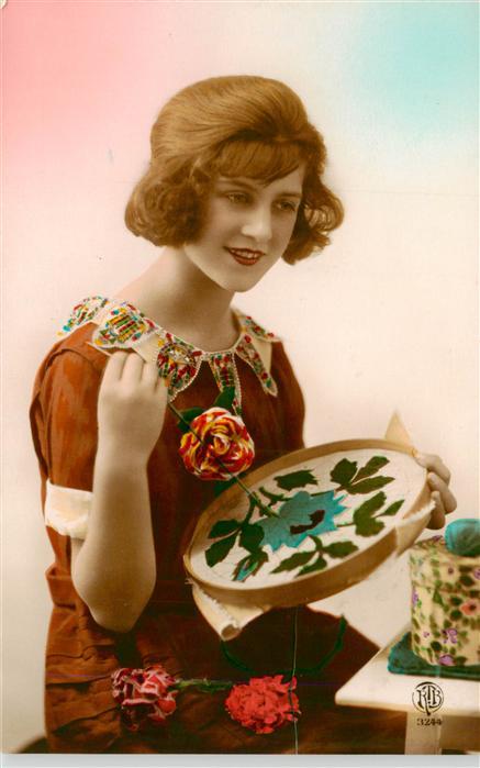 Foto RTB Nr. 3244 Frau Sticken