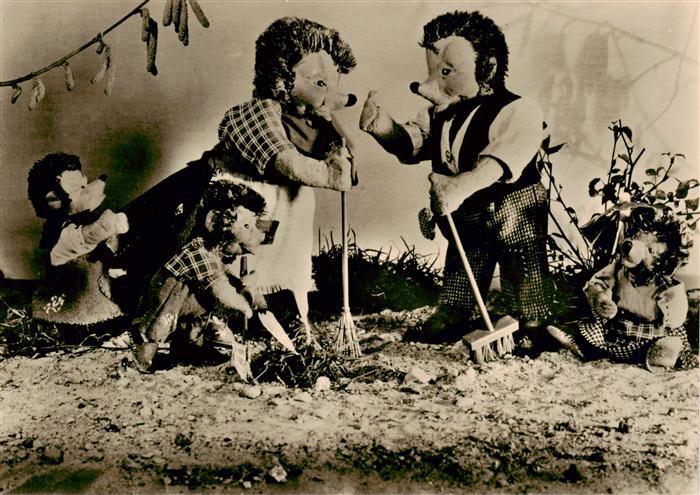 Puppen Dolls Poupees Munecas Spielzeug Igel Landwirtschaft