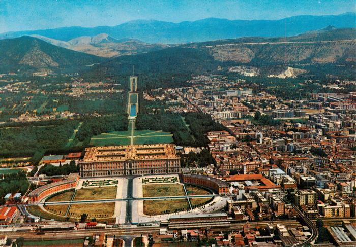 CASERTA Vecchia Campania IT Palazzo-Reale Veduta-aerea Park Allee Gebirge Stadta