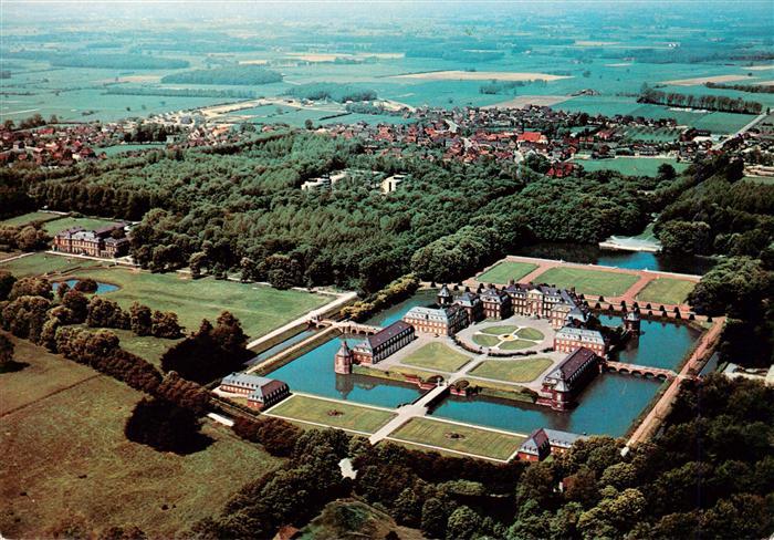 Nordkirchen Coesfeld NRW Schloss Wasserschloss Fliegeraufnahme Graben Park Felde