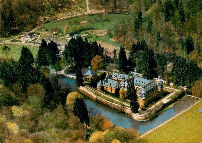 Schloss Crottorf Schloss Wasserschloss Fliegeraufnahme Wald Tal Graben Tuerme