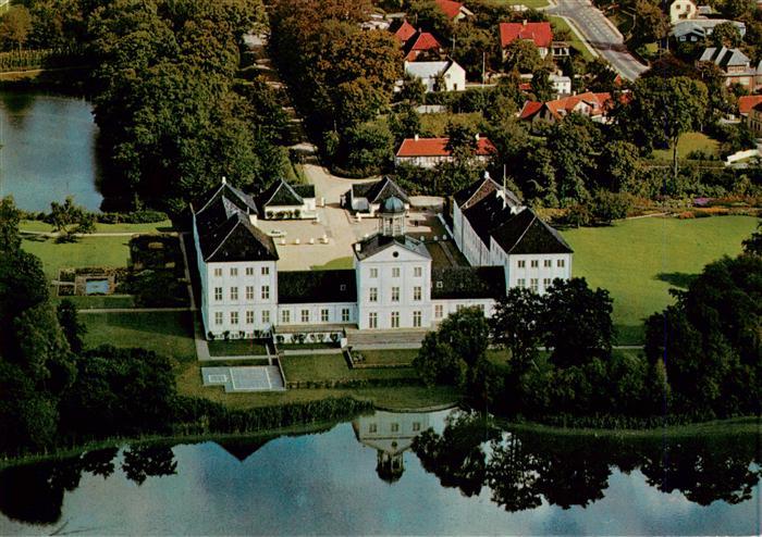 Graasten DK Graasten-Slot Schloss Fliegeraufnahme See Spiegelung Park Wohnhaeuse
