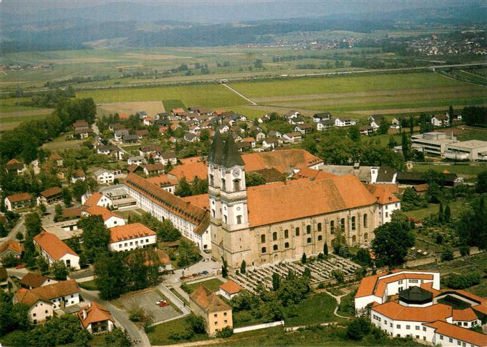 Niederalteich Donau Fliegeraufnahme Benediktiner-Abtei Klosterkirche Donau Fried