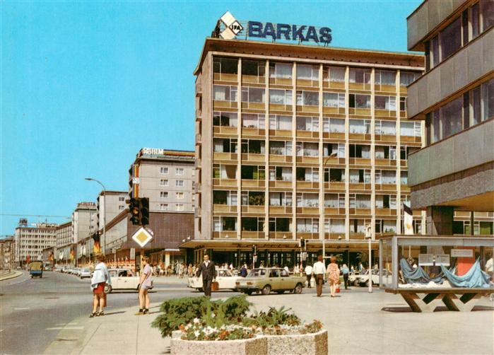Karl-Marx-Stadt CHEMNITZ Strasse-der-Nationen Barkas IPA Forum Promenade Passant