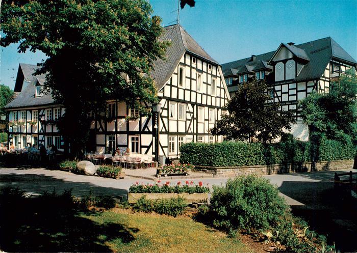 Oberkirchen Sauerland Schmallenberg NRW Gasthof-Schuette Landhotel Fachwerk Terr