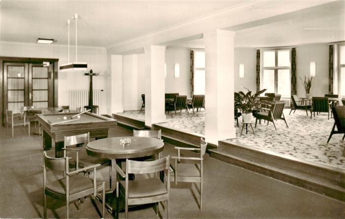 Bad Hermannsborn Billardzimmer Aufenthaltsraum Billardtisch Sessel Kurgast Kurha