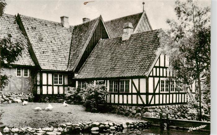 Aarhus Arhus DK Den-gamle-By Freilichtmuseum Fachwerkhaus Kopfsteinpflaster hist