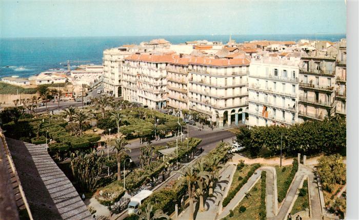 ALGER Algerie Boulevard-Taleb-Abderrahmane Palmen Park Wohnhaeuser Strassenszen