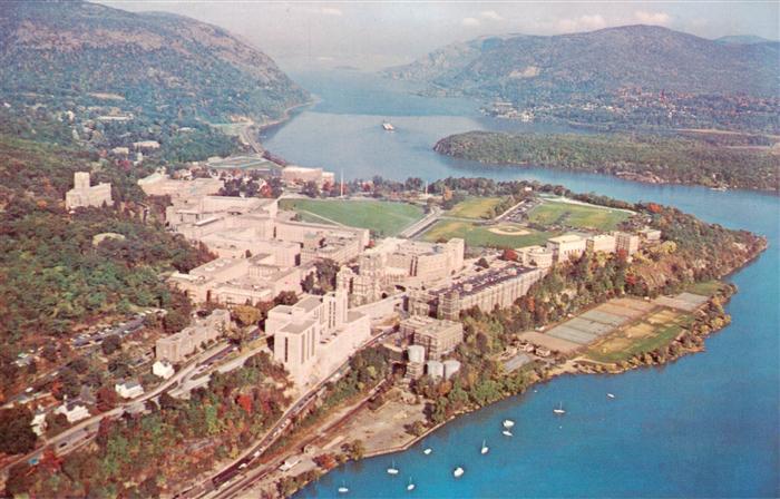 West Point New York USA United-States-Military-Academy Hudson-River Militaer Kas