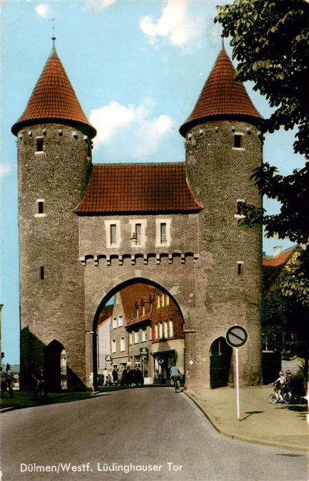 DueLMEN NRW Luedinghauser-Tor Stadttor Tuerme Backstein Strasse Fahrraeder