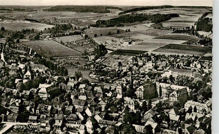 Bueren Westfalen Paderborn NRW Luftaufnahme Altstadt Felder Kirche Daecher Baeum