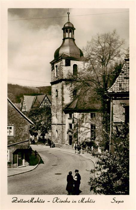 Zella-Mehlis Thueringen Kirche Kirchturm Strasse Passanten Fachwerkhaeuser Mehli