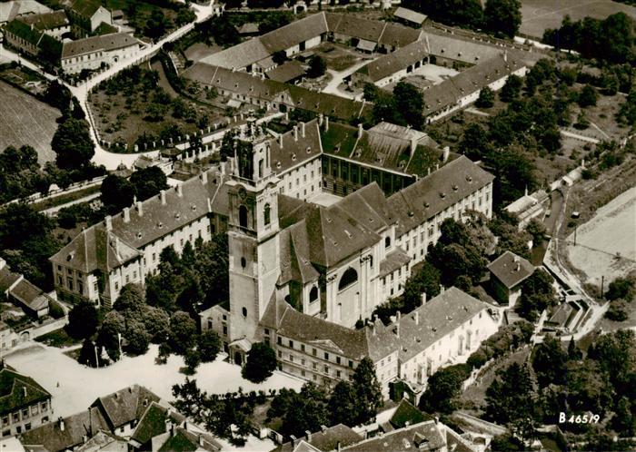 Herzogenburg Niederoesterreich AT Chorherrenstift Stiftskirche Kloster Barock Lu