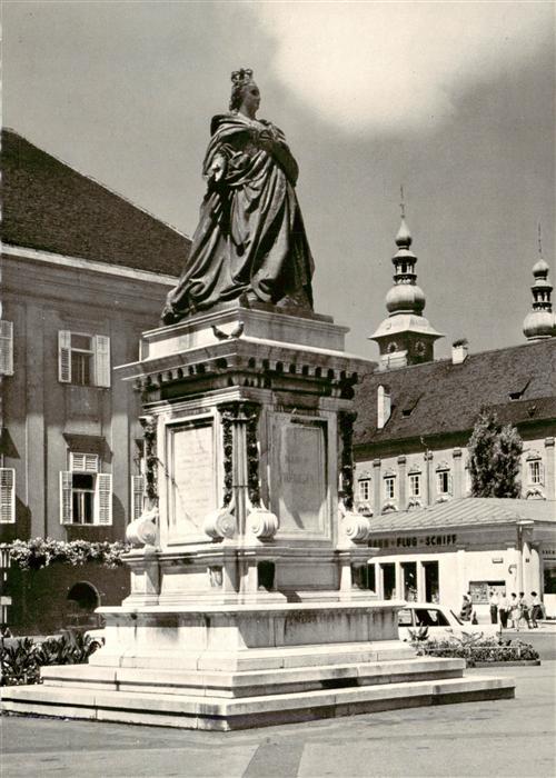 KLAGENFURT Woerthersee Kaernten AT Maria-Theresia-Denkmal Denkmal Statue Platz K