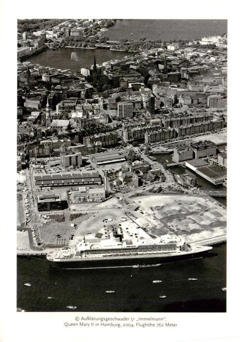 HAMBURG CITY Queen-Mary-II Hafen Luftbild Altonaer-Museum Innenstadt Elbe Ausst