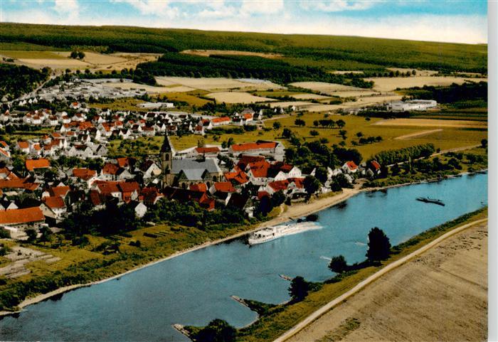 Luechtringen Hoexter NRW Luftbild Weser Fluss Schiff Altstadt Kirche Felder Wese