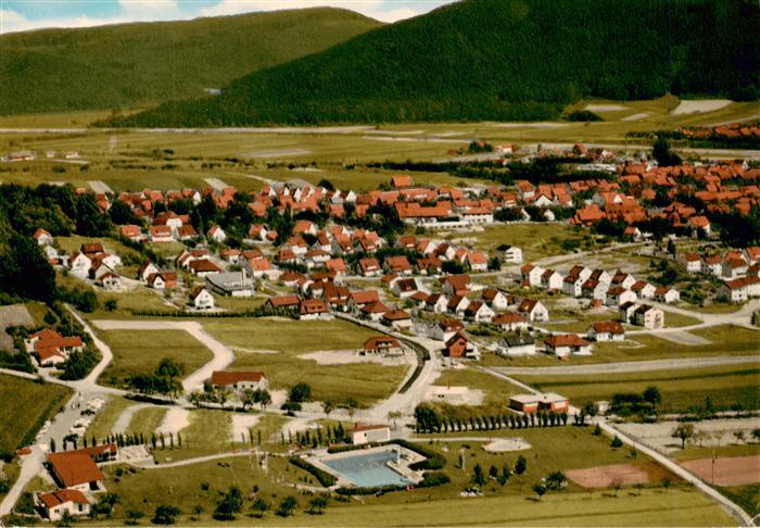 Reinhardshagen Kassel Hessen Luftbild Ortschaft Schwimmbad Berge Weserbergland W