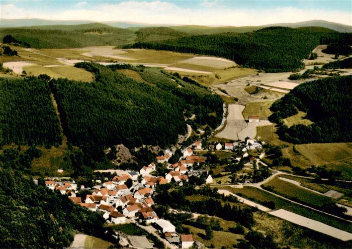 Frebershausen Fliegeraufnahme Waldtal Dorf Felder Huegel Wald Bad-Wildungen