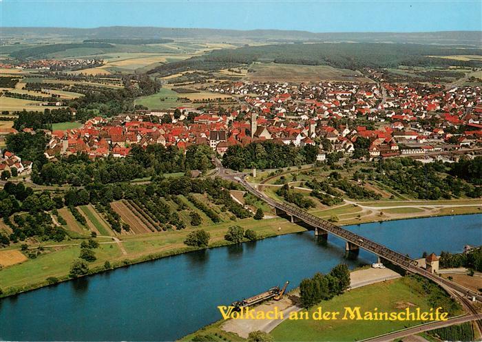 Volkach Main Mainschleife Bruecke Altstadt Weinberge Felder Luftbild rote-Daeche