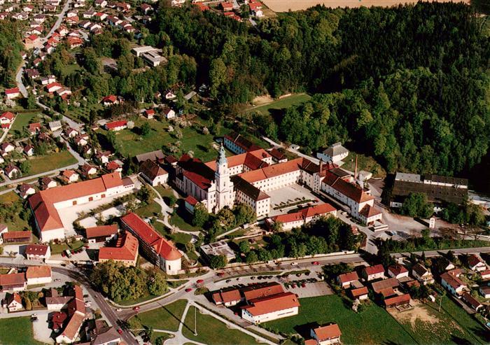 Aldersbach Bayern Zisterzienserabtei Kloster Fliegeraufnahme Kirche Klosterhof W