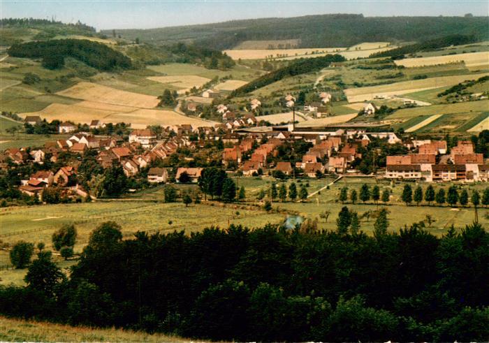 Ottbergen Hildesheim Weserbergland Dorf Felder Huegel Ortschaft Talboden
