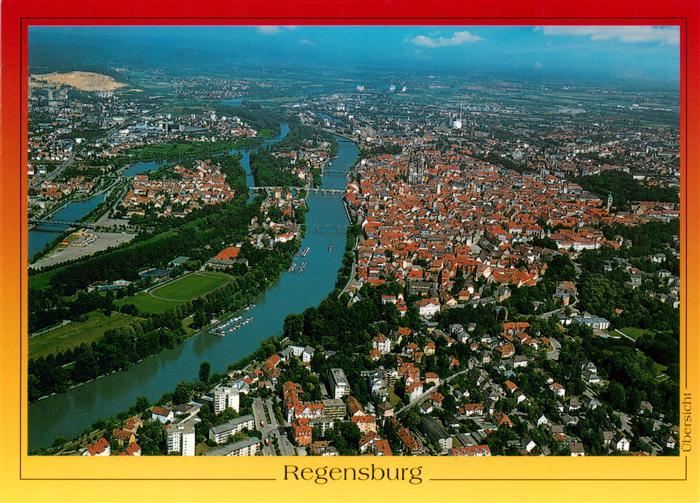 REGENSBURG Bayern Luftbild Donau Altstadt Dom Bruecke Fluss Daecher Stadtpanoram