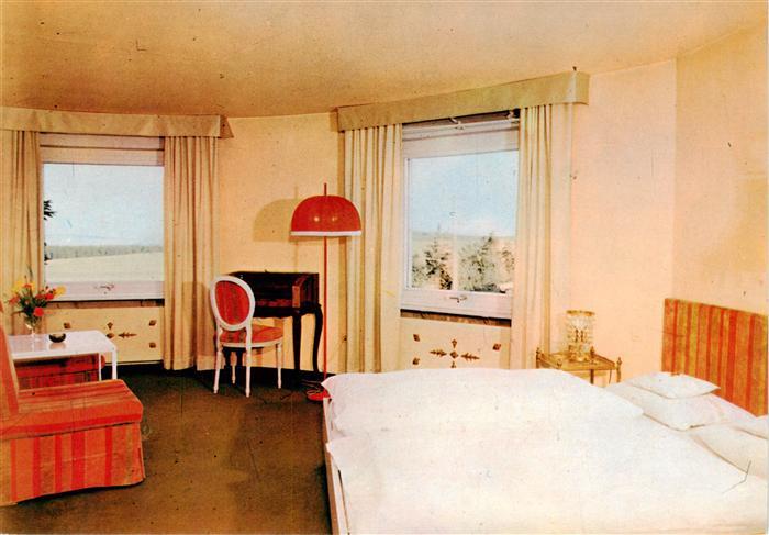 Obernhausen Gersfeld Rhoen Hessen Hotel-Peterchens-Mondfahrt Hotelzimmer Bett Sc