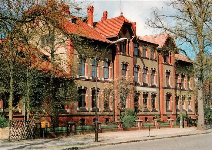 Hohen Neuendorf Oberhavel Brandenburg Gymnasium Gruenderzeitbau Backsteinarchite