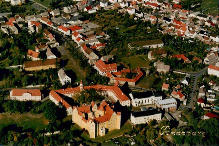 Annaburg Fliegeraufnahme Schloss Ortschaft Wohnhaeuser Felder