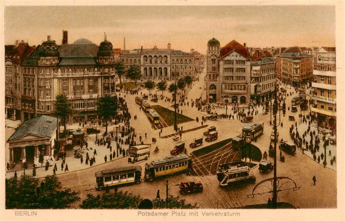 BERLIN  CITY Potsdamer Platz mit Verkehrsturm