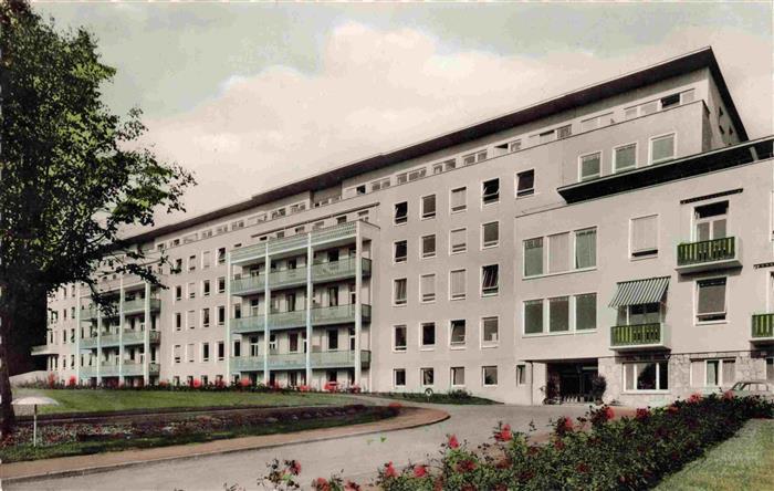 Wangen Allgaeu Bayern Kreis-Krankenhaus Balkone Parkanlage Rosenbeet Baum