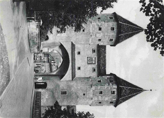 Amberg Oberpfalz Stadttor Doppelturm Torturm Bergsteig Stadtmauer Passanten