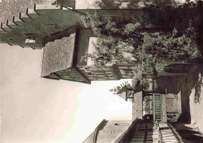 Jagsthausen Heilbronn Wuerttemberg BW Goetzenburg Burghof Fachwerkhaus Kletterro