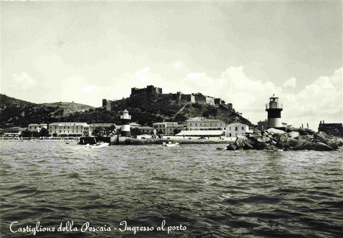 Castiglione della Pescaia Grosseto Toscana IT Ingresso-al-porto Leuchtturm Hafe