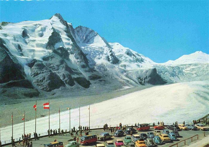 Freiwandeck 2368m Grossglockner Kaernten AT Parkplatz Gletscher